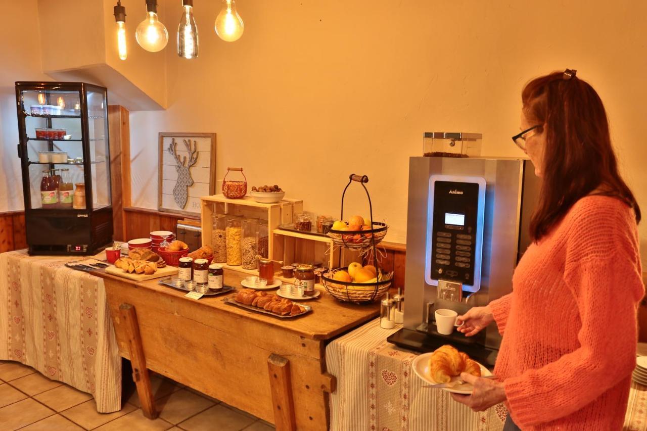 Hotel Restaurant Gites Les 5 Saisons Freissinieres Luaran gambar