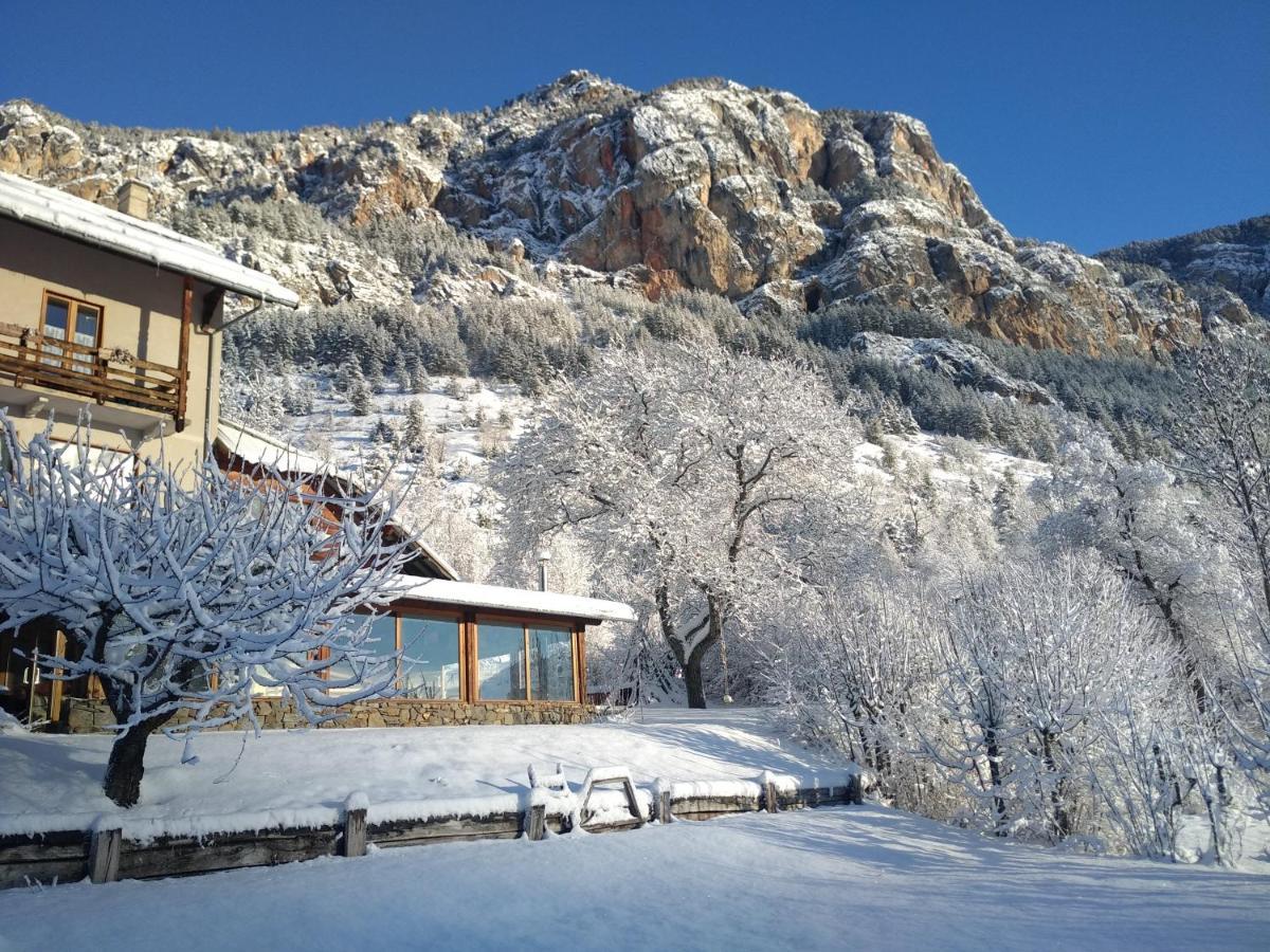 Hotel Restaurant Gites Les 5 Saisons Freissinieres Luaran gambar