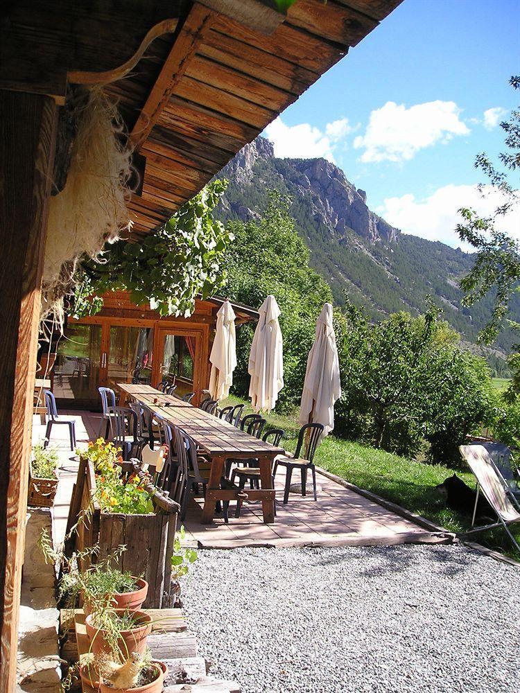 Hotel Restaurant Gites Les 5 Saisons Freissinieres Luaran gambar
